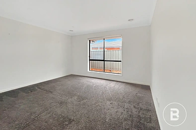 23 Charters Way, Huntly, VIC 3551, 4房, 2浴, House