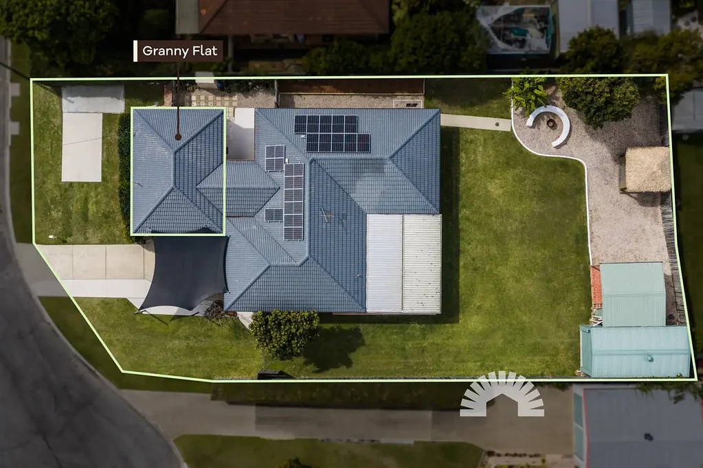Morayfield 5બેડરૂમ The One With the Granny Flat, Shed & Big Block
