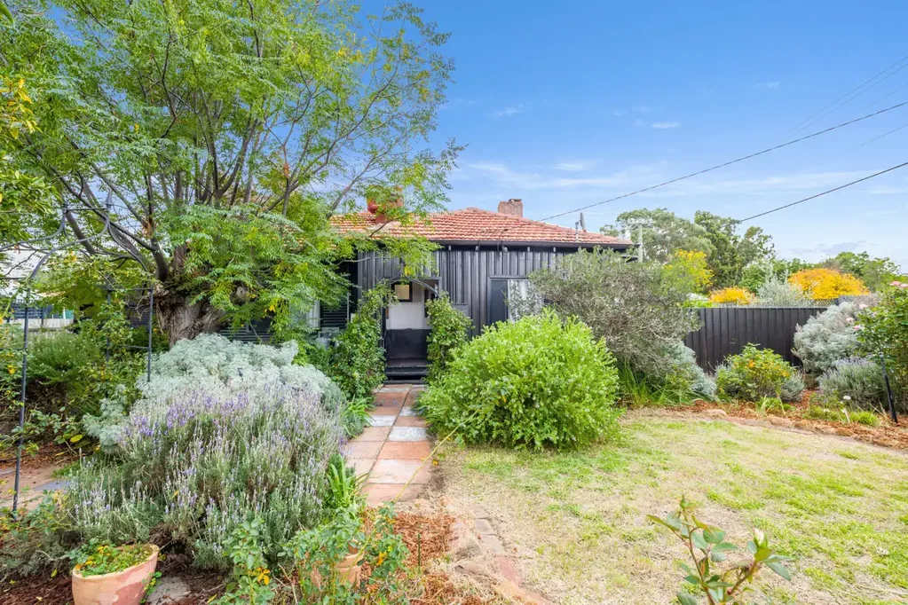 Wundowie 3房  Character, Comfort & Space – A Truly Unique Home