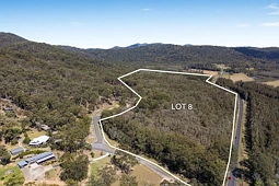 8 Van Aardt Close, Way Way