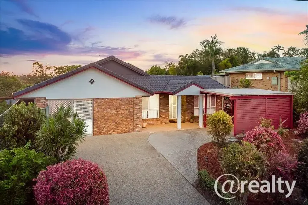 Collingwood Park 4ਬੈੱਡਰੂਮ Immaculate Owner-Occupied Home Move-In Ready with Entertainer’s Yard