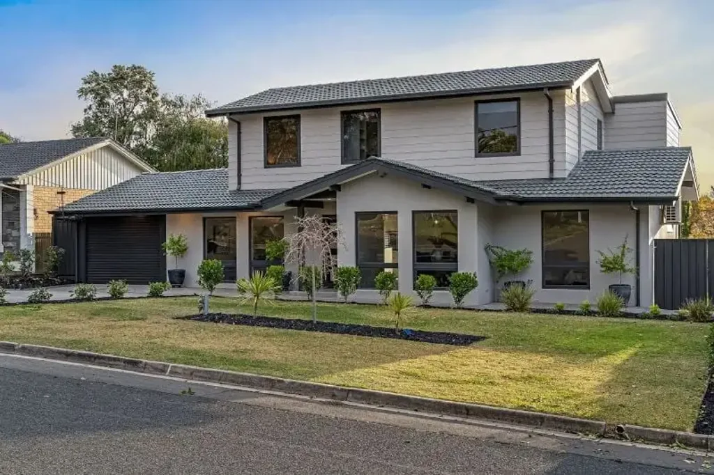 14 Purelli Avenue, Fairview Park, SA 5126