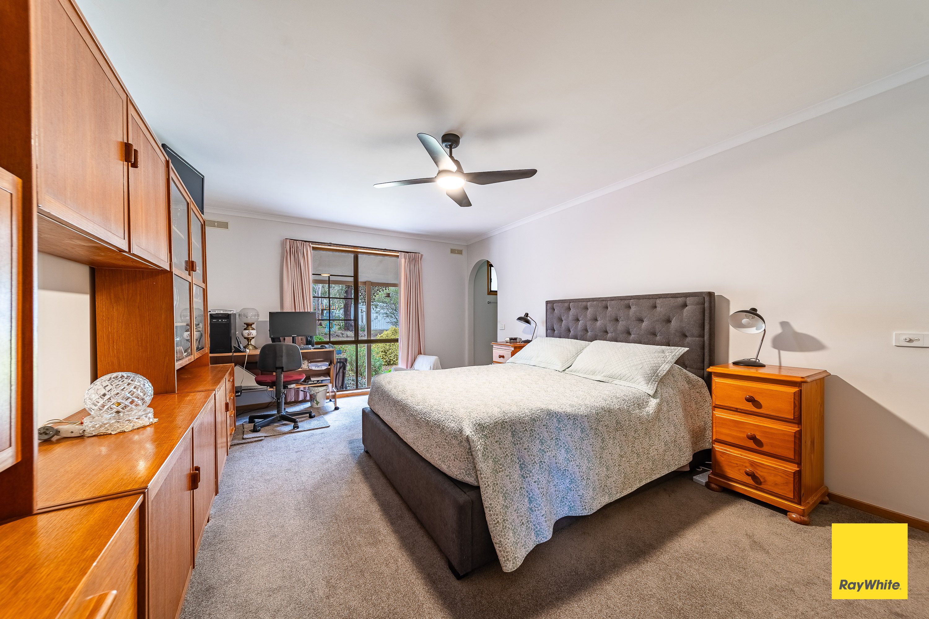 2 CORELLA CT, ASCOT VIC 3551, 0 habitaciones, 0 baños, House