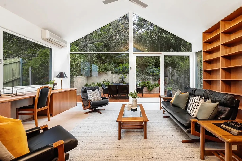 South Yarra 2 Slaapkamer Instantly, Uniquely Alluring