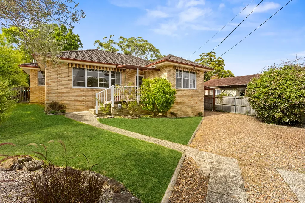 2 Vines Avenue, Forestville, NSW 2087