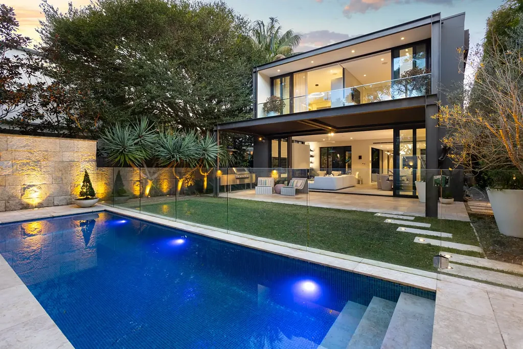 Mosman 4房  Architectural Excellence just 150m to Balmoral Beach