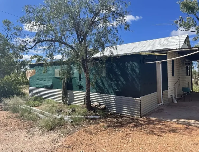 WLL 14648 Lightning Ridge, Lightning Ridge, NSW 2834, 2房, 1浴, 独立屋