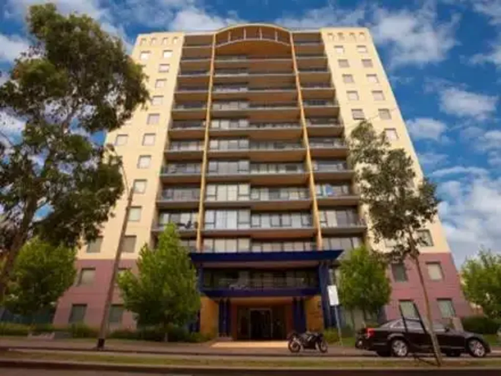 Spacious apartment in central location