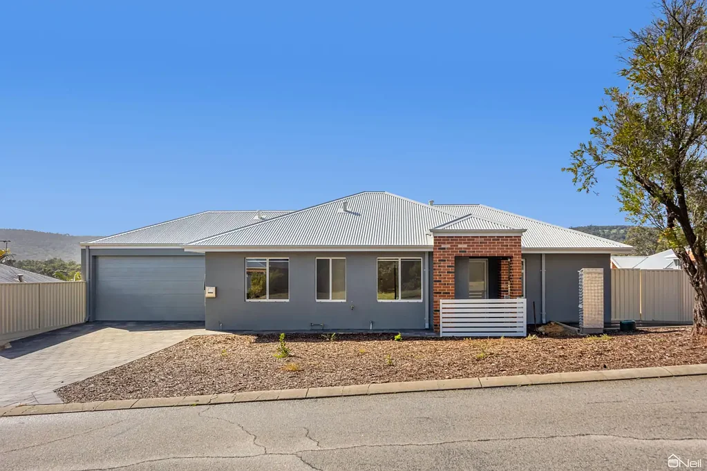 Mount Nasura 3ਬੈੱਡਰੂਮ BRAND NEW LIVING IN A PRIME LOCATION
