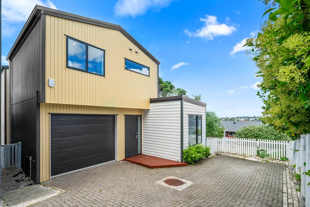 Browns Bay 4कमरा Standalone, Modern, Seaviews-Sherwood School Zone