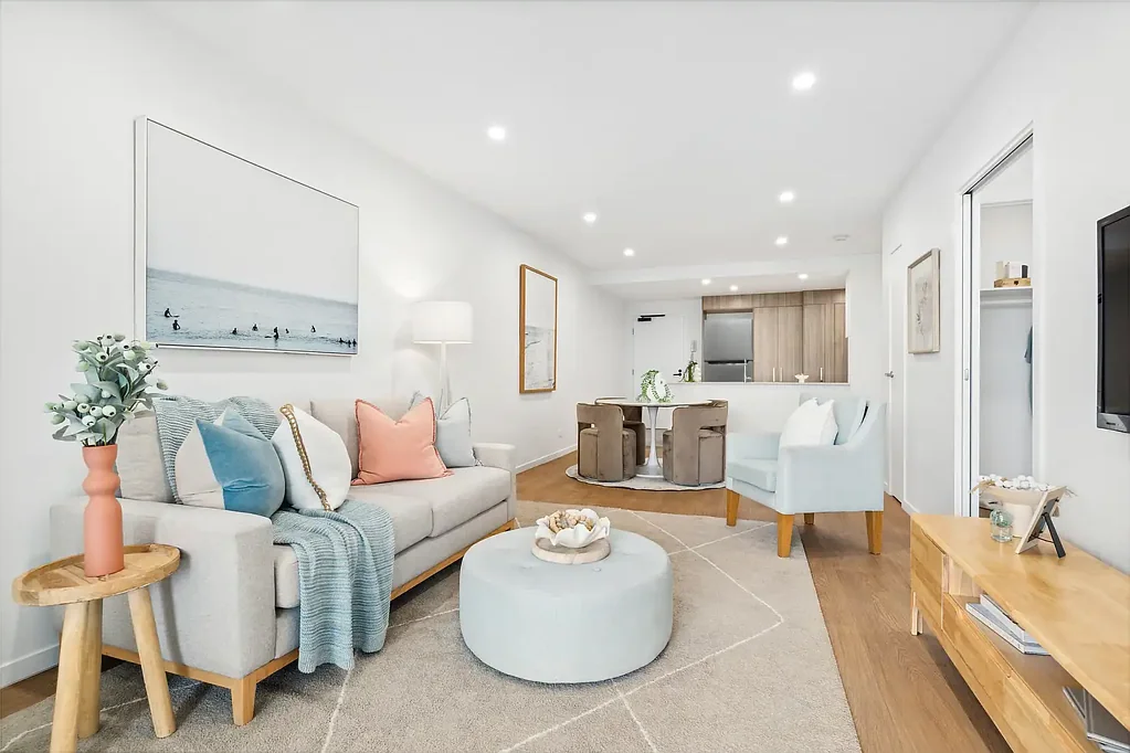2203/77 Bride Street, Wynnum, QLD 4178