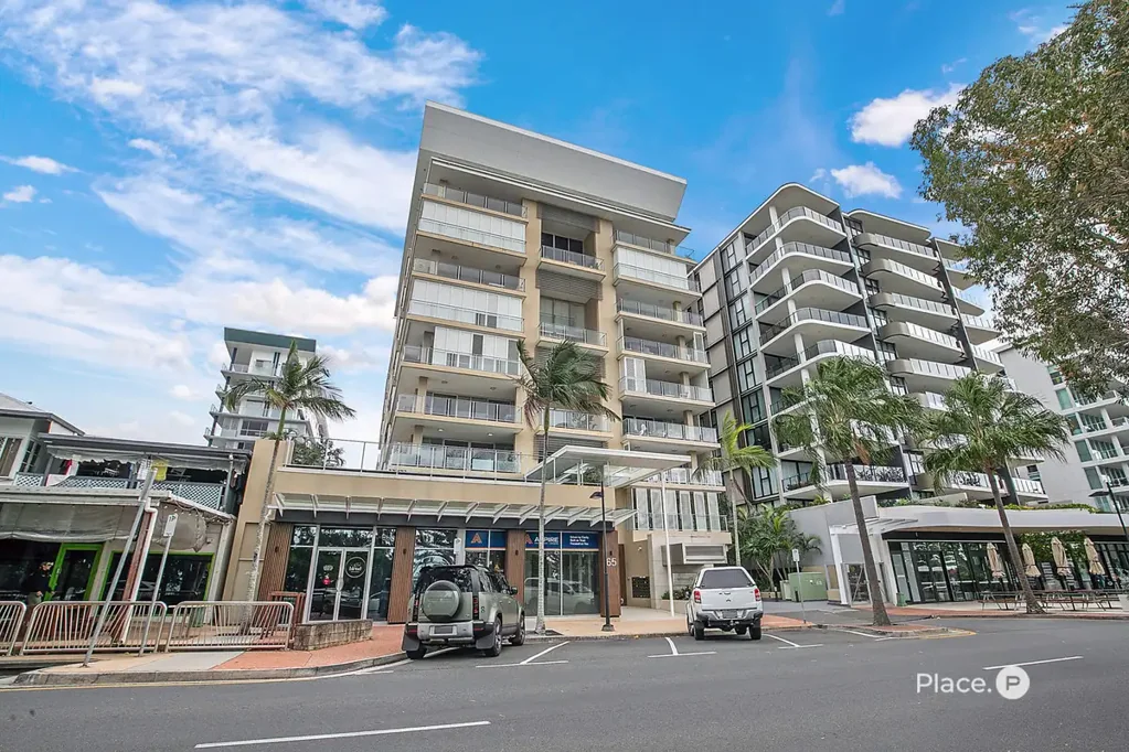 Scarborough 3 Bedroom Elevated Coastal Living with Immediate Water Views