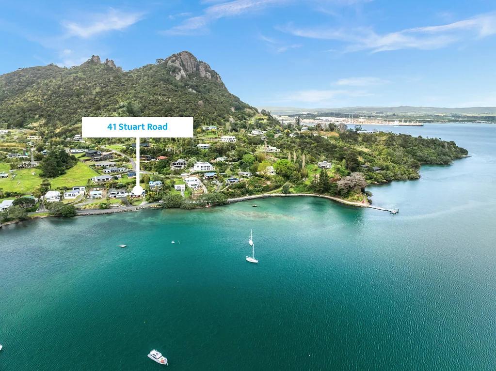 Whangarei Heads 2房  Prime Waterfront Position in McLeod Bay