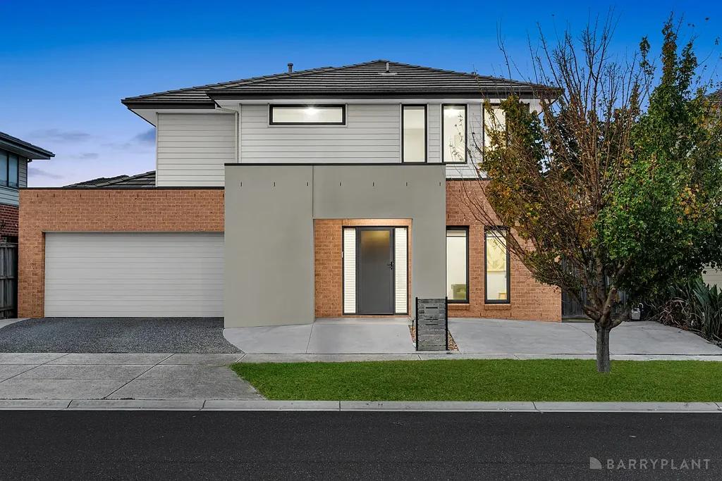 Keysborough 4房 四卧主卧带独卫 开放式厨餐客区 中央供暖蒸发冷 全屋地板报警系统 双车位锁车库 邻近名校购物 东连Eastlink PRIMED TO ENJOY AT PALMYRA