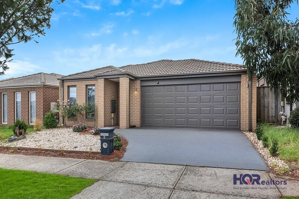 Modern Family Home in Cranbourne West
