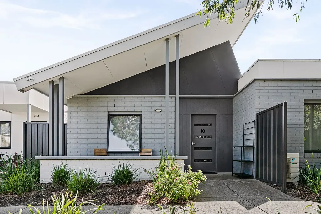 Modern Unit Living in Belmont
