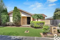 8 Lido Court, Epping