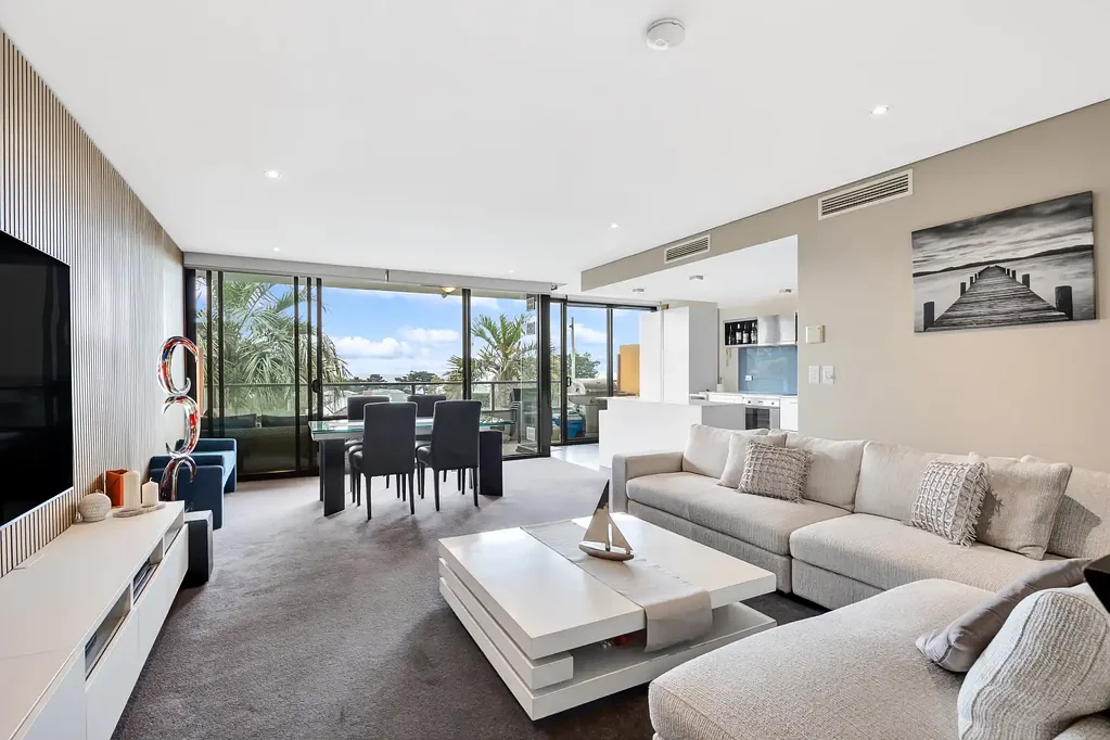 Lorne 2房  WHEN LOCATION, VIEWS & QUALITY COUNT