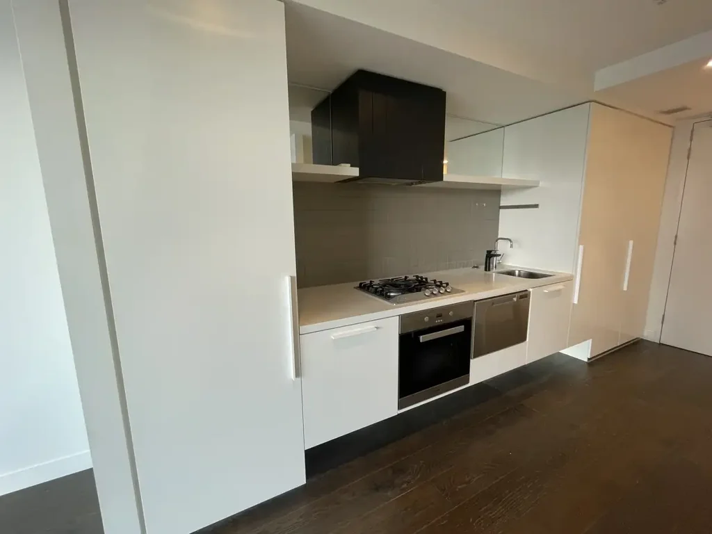 SPACIOUS ONE BEDROOM APARTMENT!
