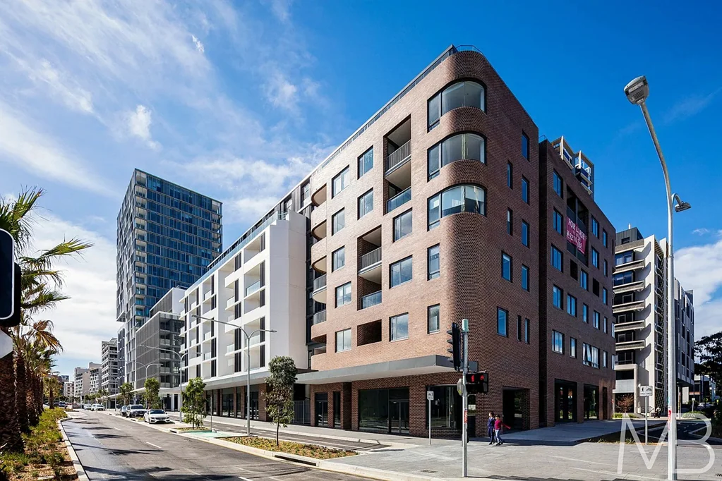 Premium Apartment with Study in Emblem Residences