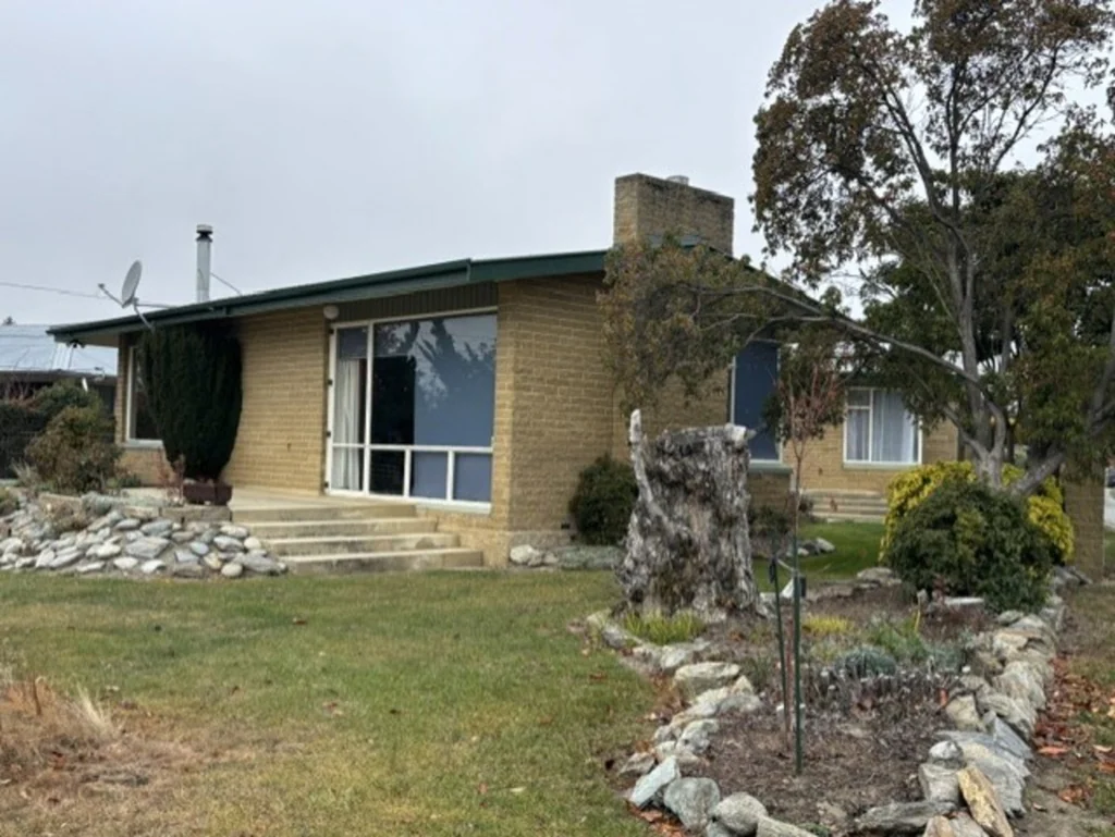 CENTRAL 3 BEDROOM HOME