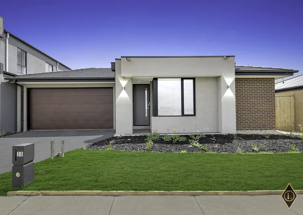 Tarneit 4 Bedroom Perfect first home or Investment!!!