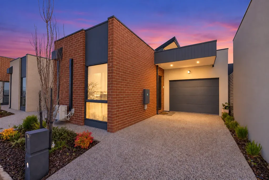 Sunbury 2Kwarto Low-Maintenance Living in a Growing Location