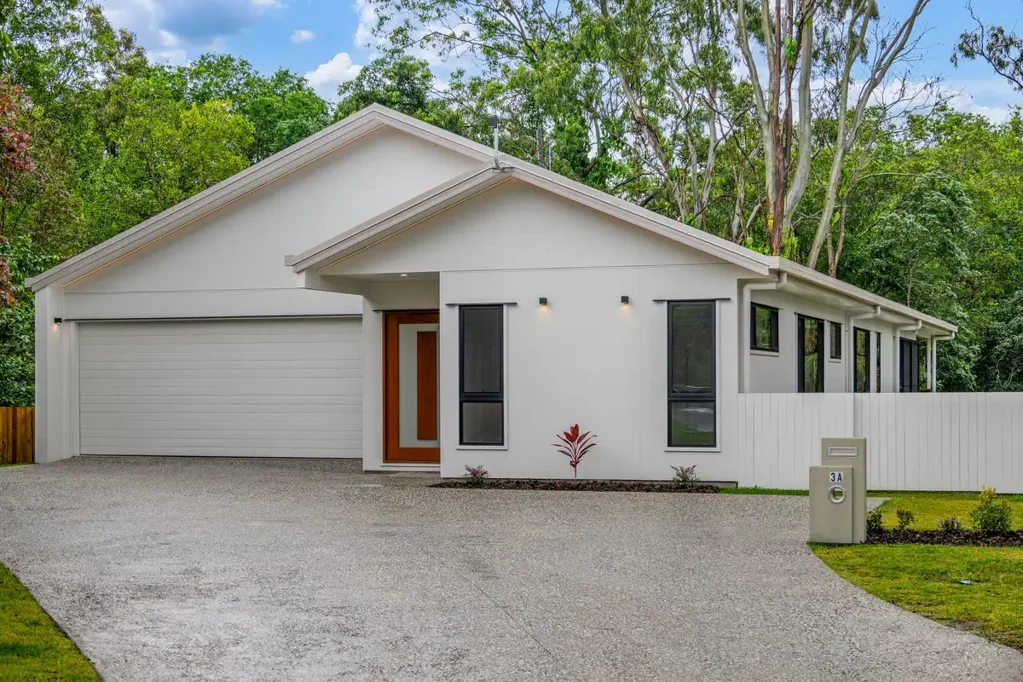 Mooloolah Valley 4房  Brand New Rainforest Retreat at the End of a Quiet Cul-de-Sac