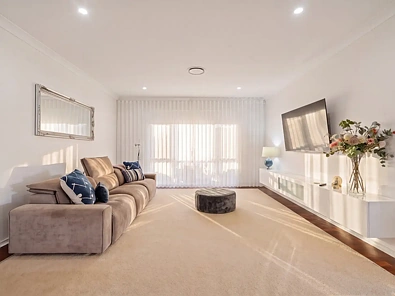 Ormeau 3房  Luxury Ex-Display Home in a Beautiful Estate - Impeccably Upgraded & Ready to Impress!