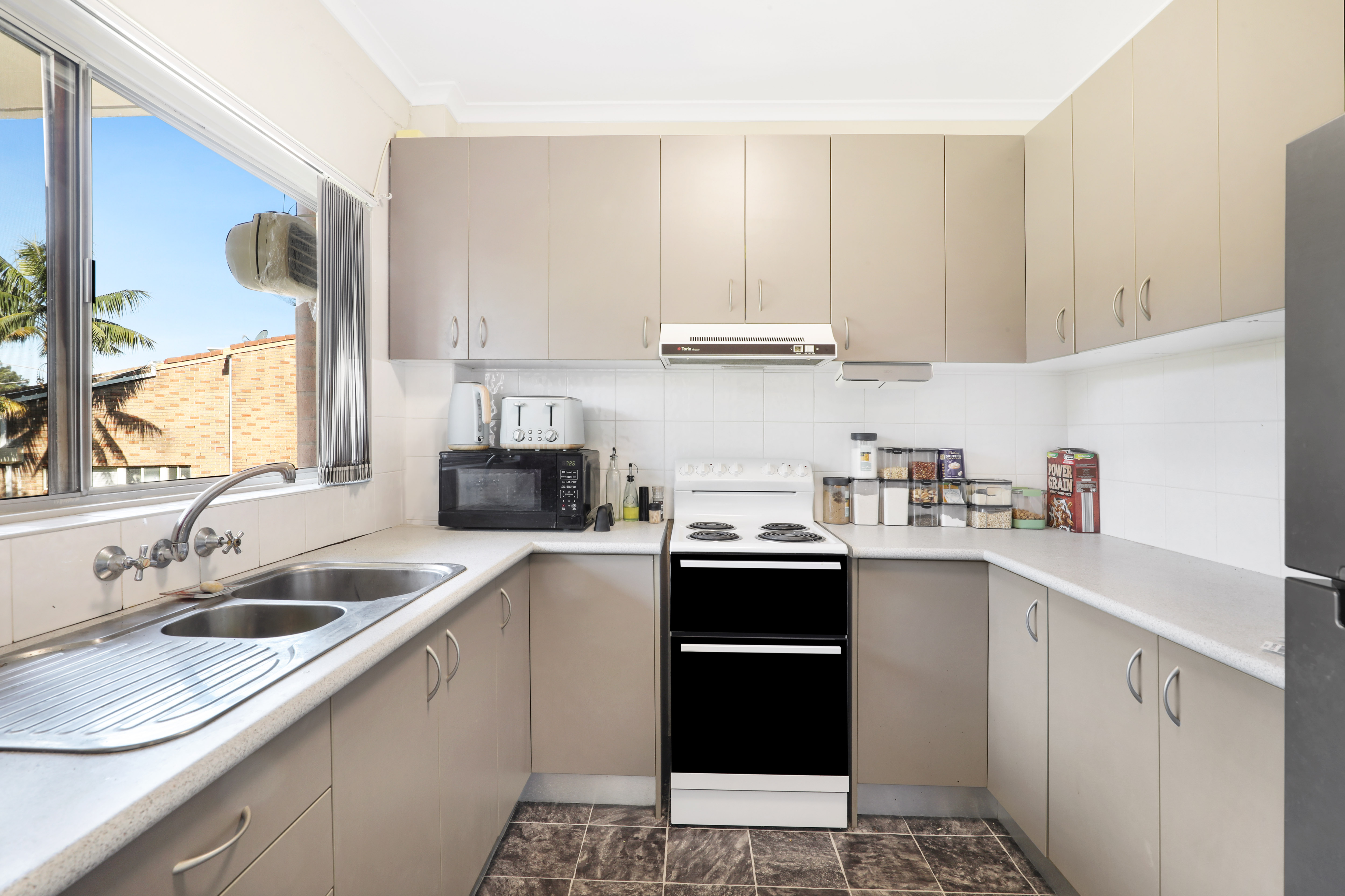 UNIT 5 30-32 PLEASANT AV, NORTH WOLLONGONG NSW 2500, 0 habitaciones, 0 baños, Unit