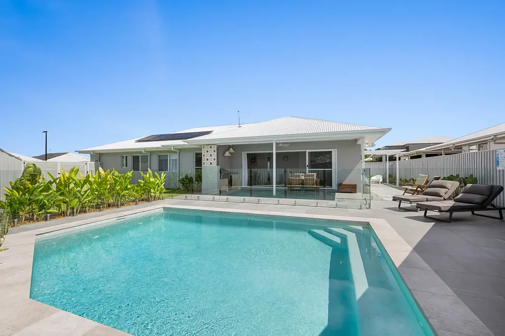 13 Napier Crescent, Banya, QLD 4551