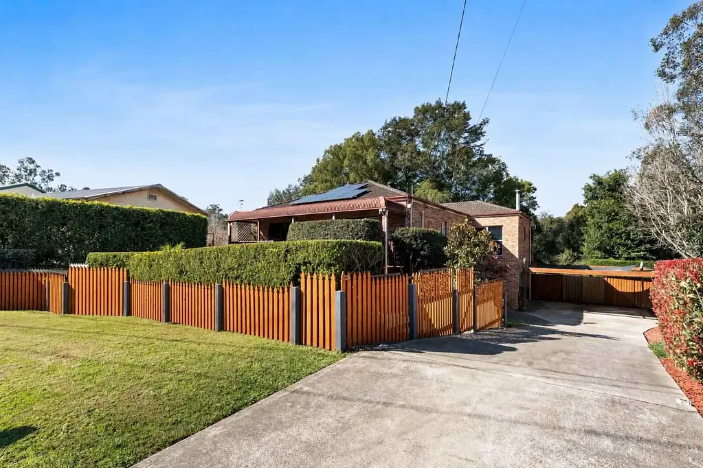 Yarramalong 4Kwarto A Peaceful Country Escape with Modern Comfort - Guide $1,200,000