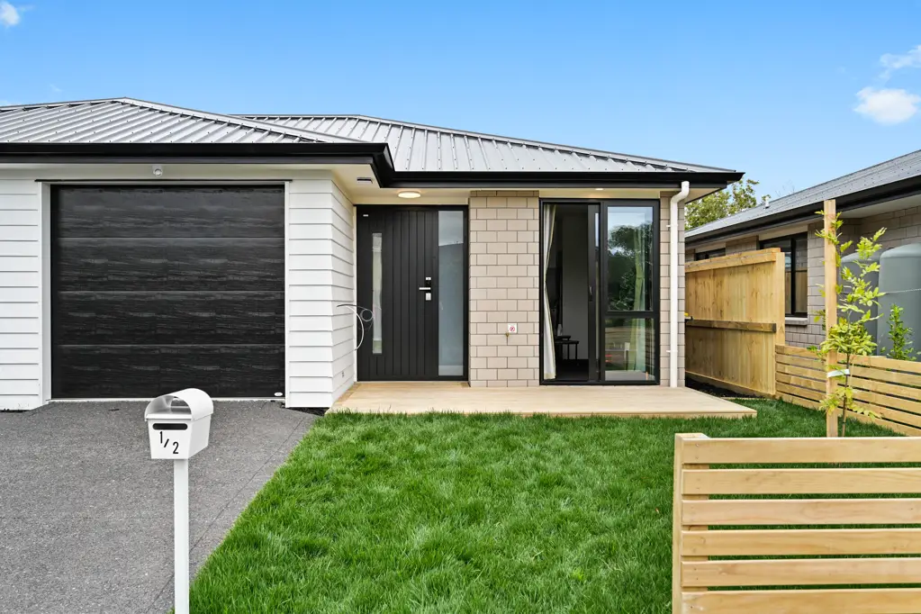 Fairview Downs 2 Bedroom The Last One, Must be Sold