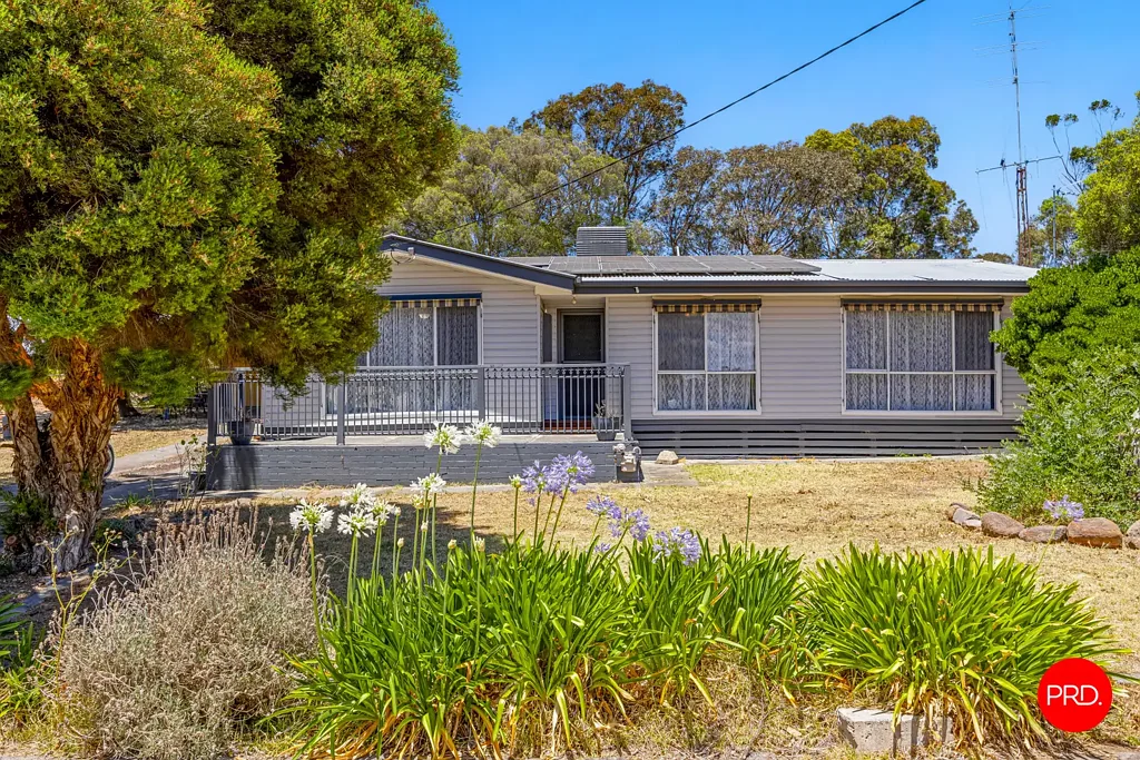 27 Mitchell Street, Heathcote, VIC 3523