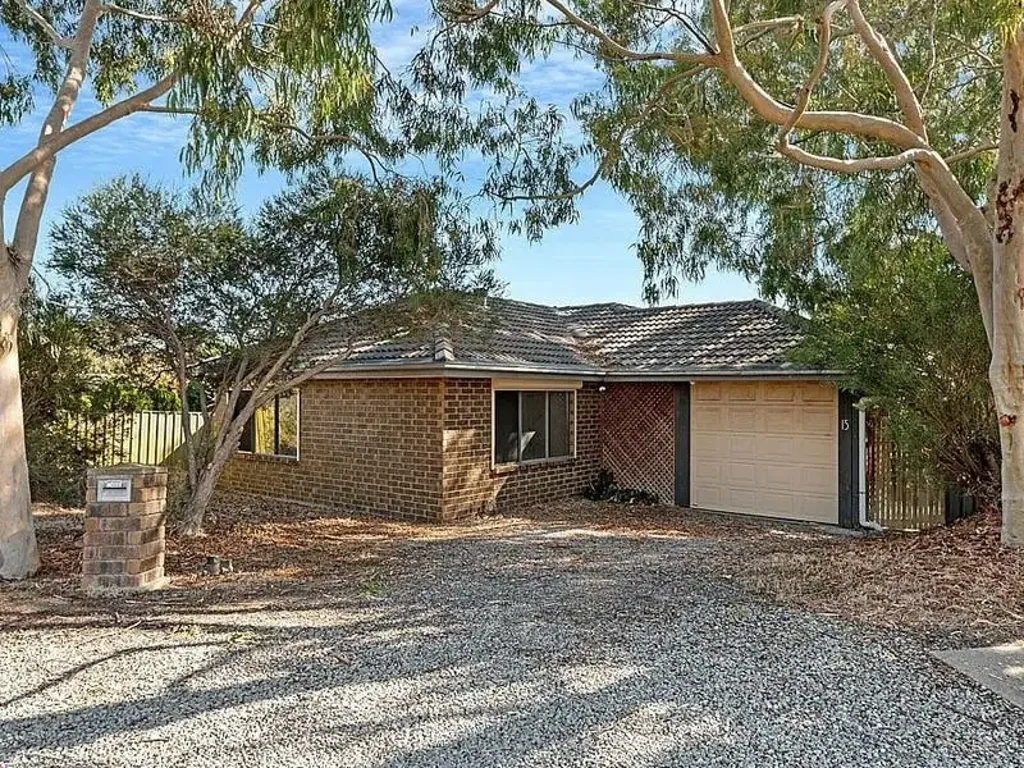 Your family home awaits!