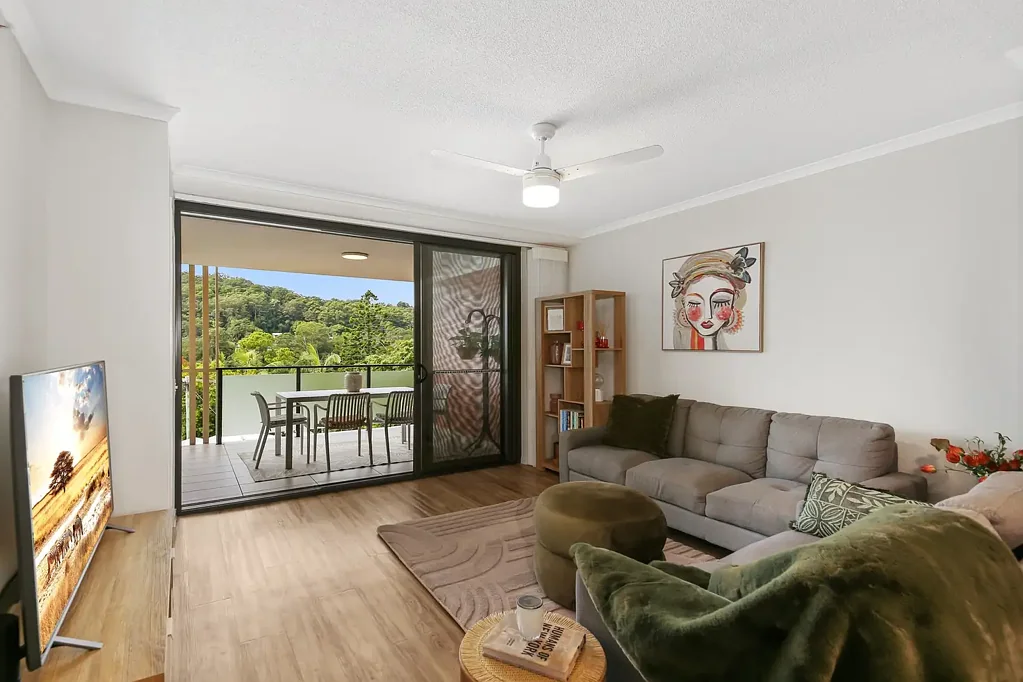Nambour 2房  Contemporary Living in the Heart of Nambour