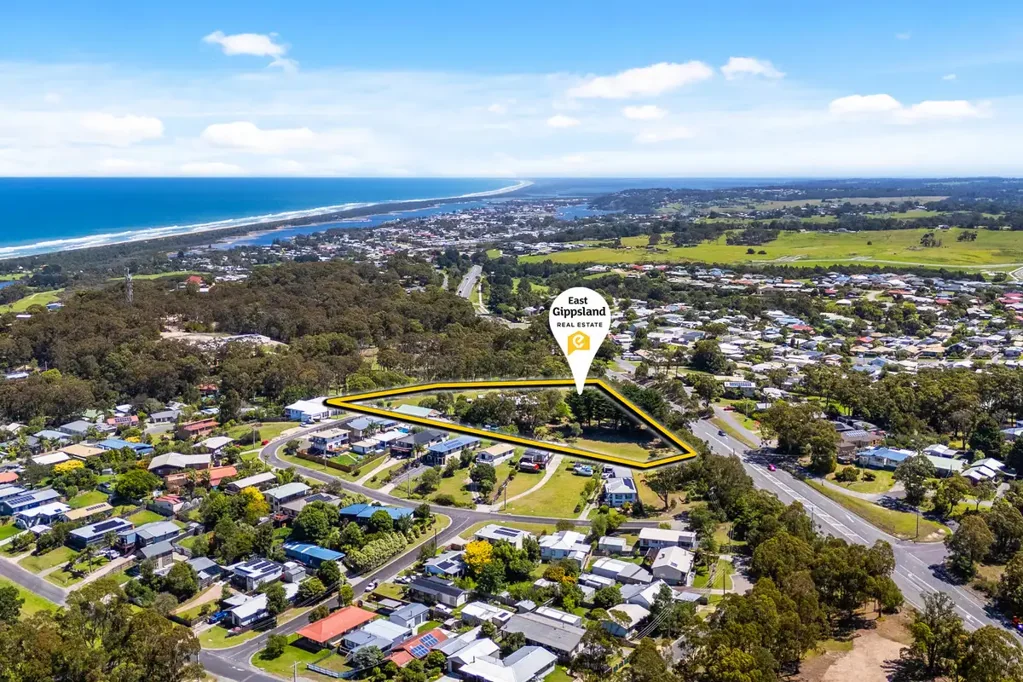 Lakes Entrance 5 Bedroom Space to Grow – 1.31 Hectares in Lakes Entrance