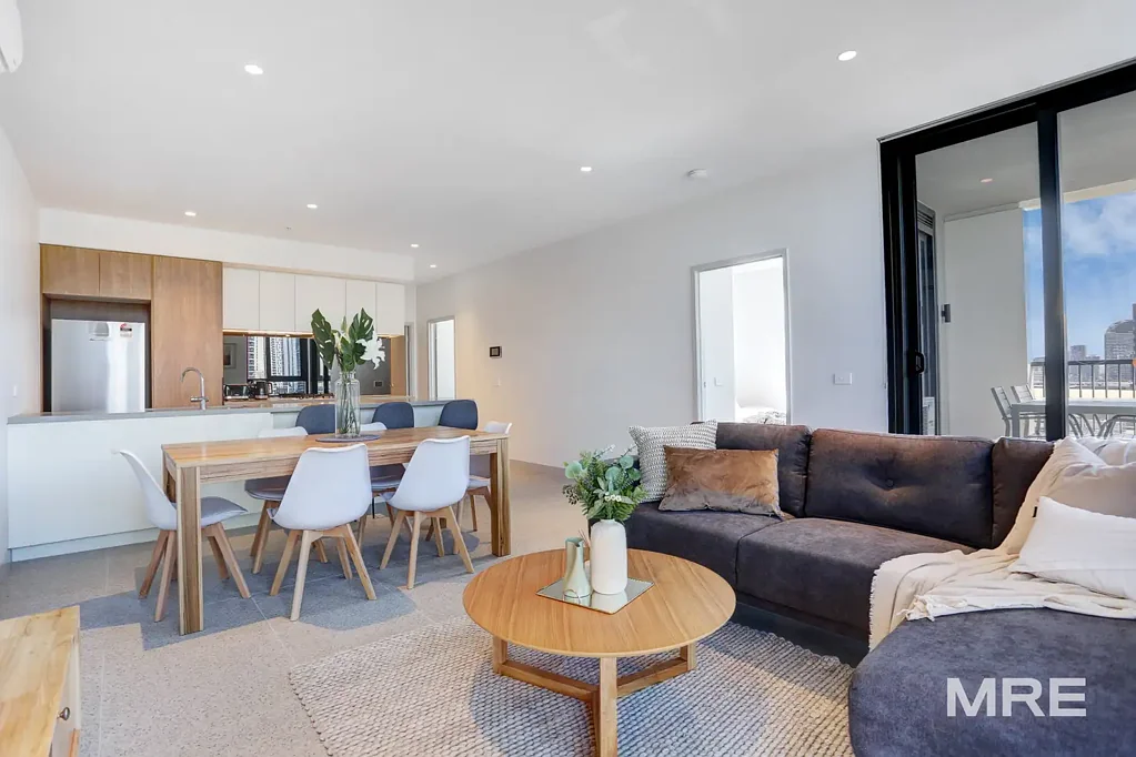 Fully furnished BTR Living at Montague Square