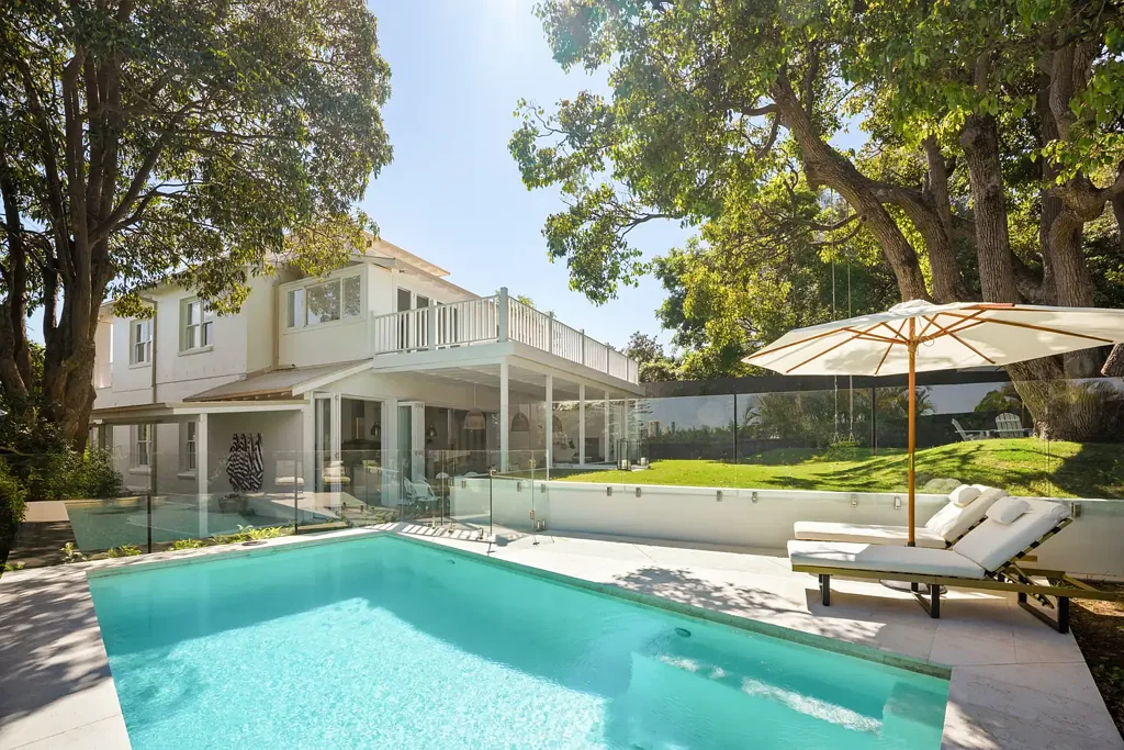 Bellevue Hill 5房 悉尼CBD海港景观 627㎡地块 3.3米吊顶 Smeg专业厨房 主卧带阳台 双车库Nicholas Pembroke花园 The 'Grande Dame' of Bellevue Hill - Timeless Elegance with Iconic Harbour Views
