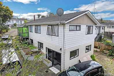 Papatoetoe 3房  A REAL DO-UP IN PAPATOETOE