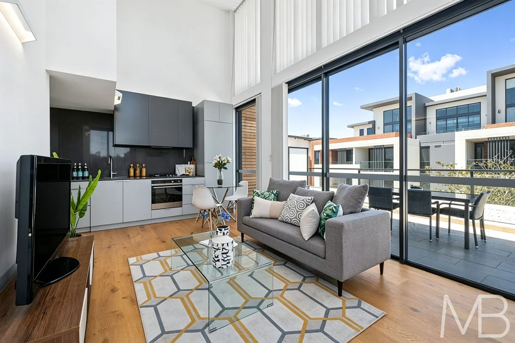 North-Facing Penthouse with Expansive Outdoor Living