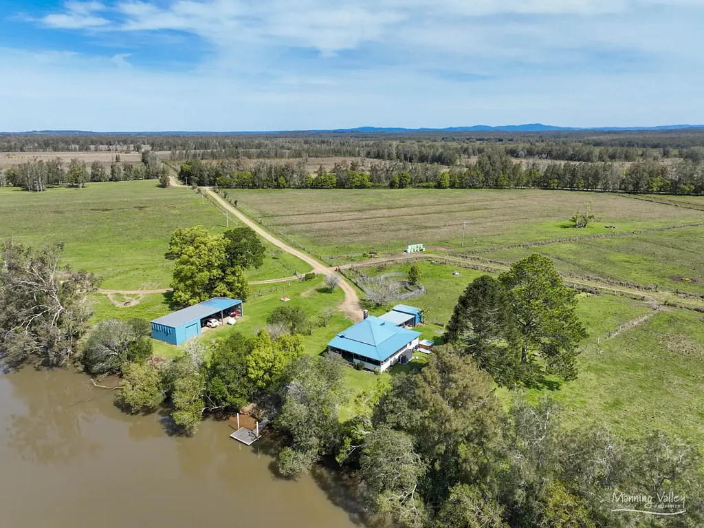 Moto Absolute Riverfront Lifestyle on 96 Acres