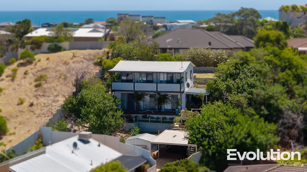 70B Janis Street, Halls Head, WA 6210