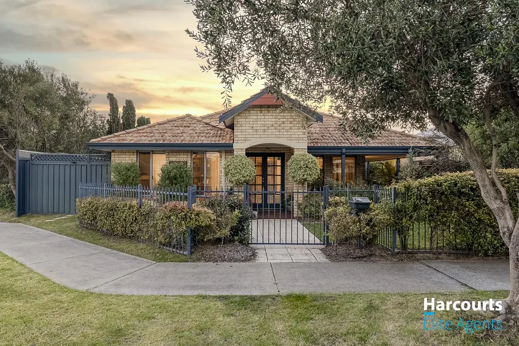 Rockingham 4 Bedroom Parkside Coastal Living Surrounded by Nature