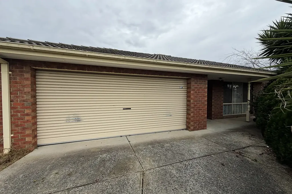 FRESHLY PAINTED 3-BEDROOM HOME!