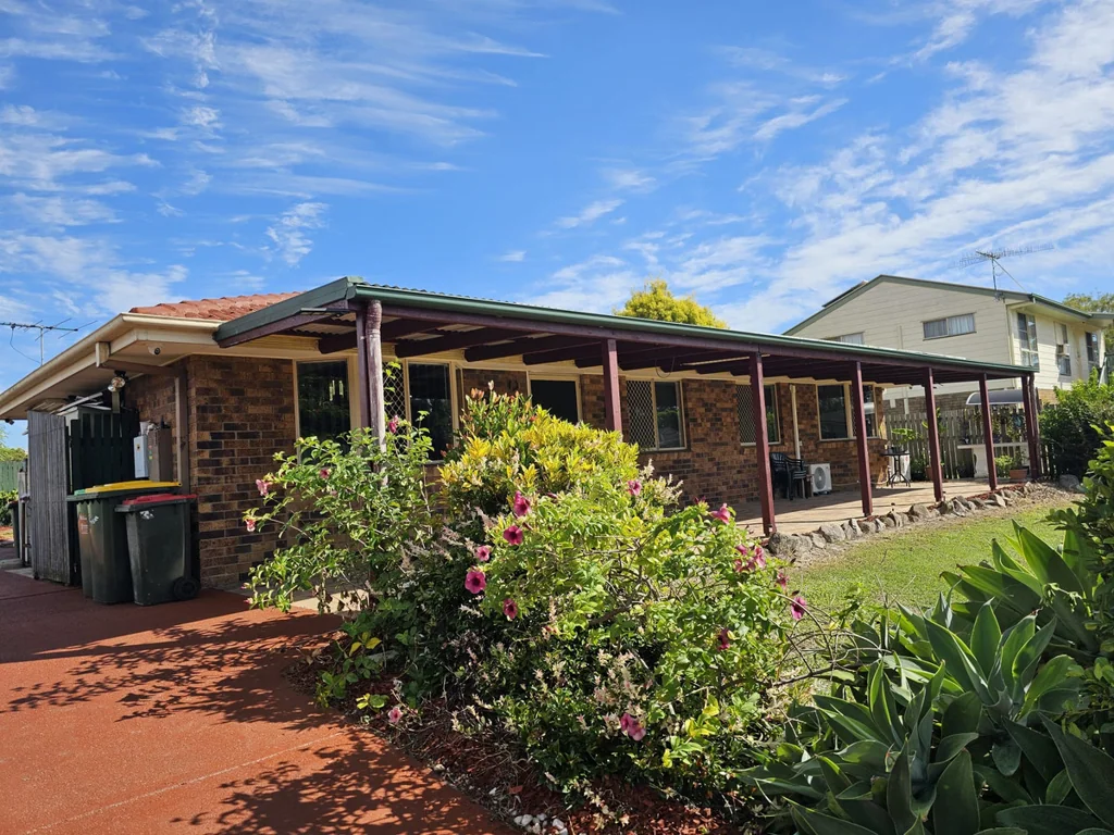 Deception Bay 4Moenga TIMELESS BRICK BEAUTY IN QUIET CUL-DE-SAC