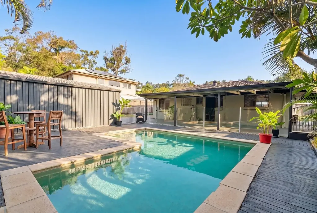 30 McKenzie Drive, Currumbin Waters, QLD 4223