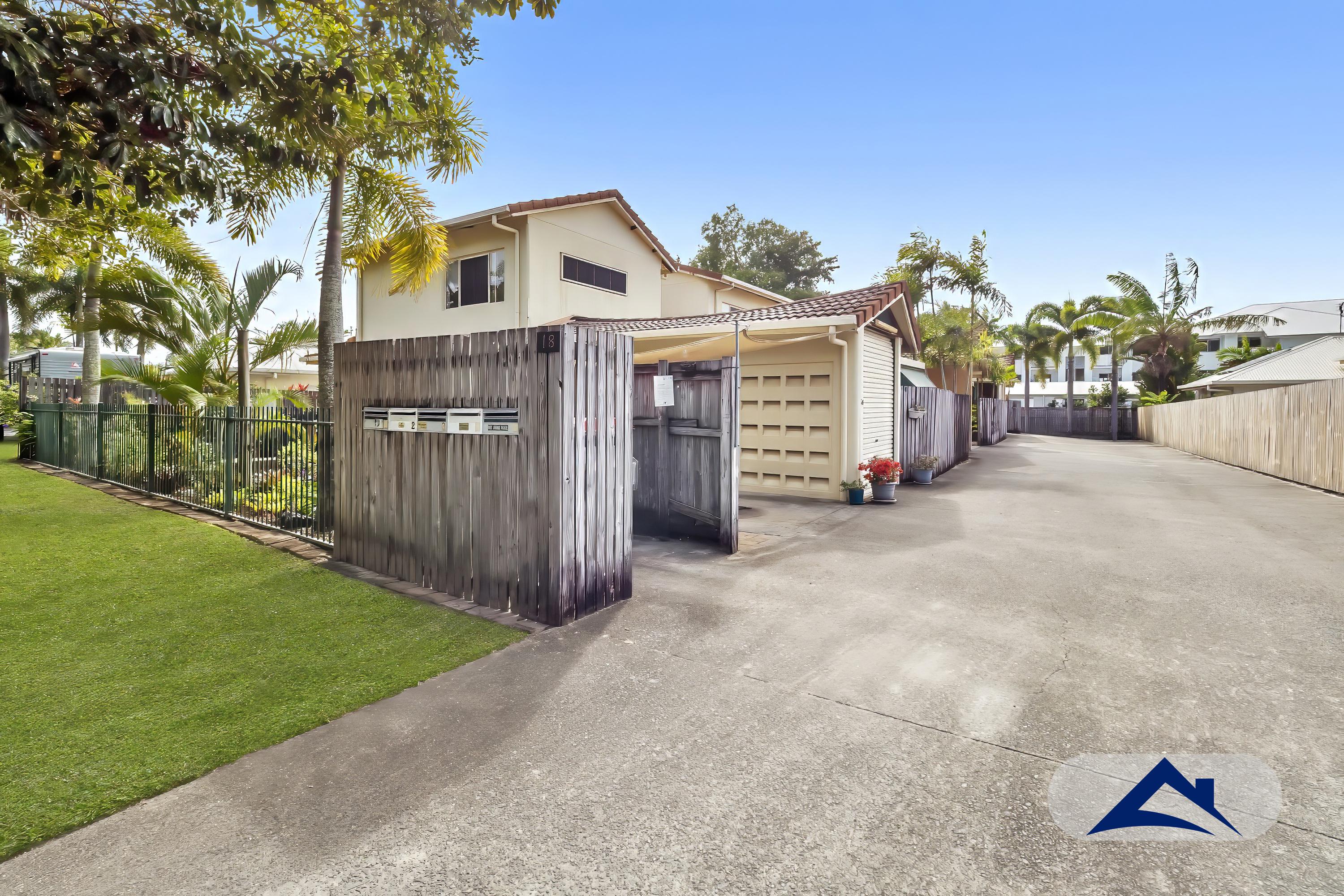 18 OYSTER CT, TRINITY BEACH QLD 4879, 0房, 0浴, Unit