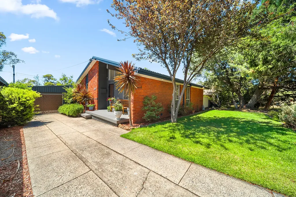 9 Amherst Street, Kambah, ACT 2902