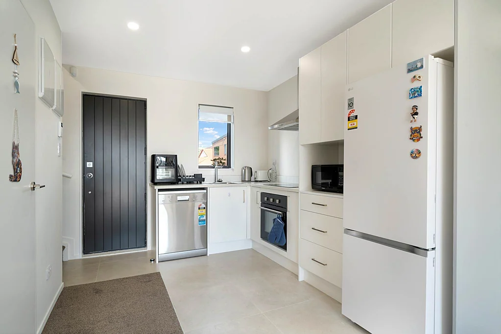 Henderson 3Habitaciones Step Into Modern Living – Spacious 3-Bed + 1 Study